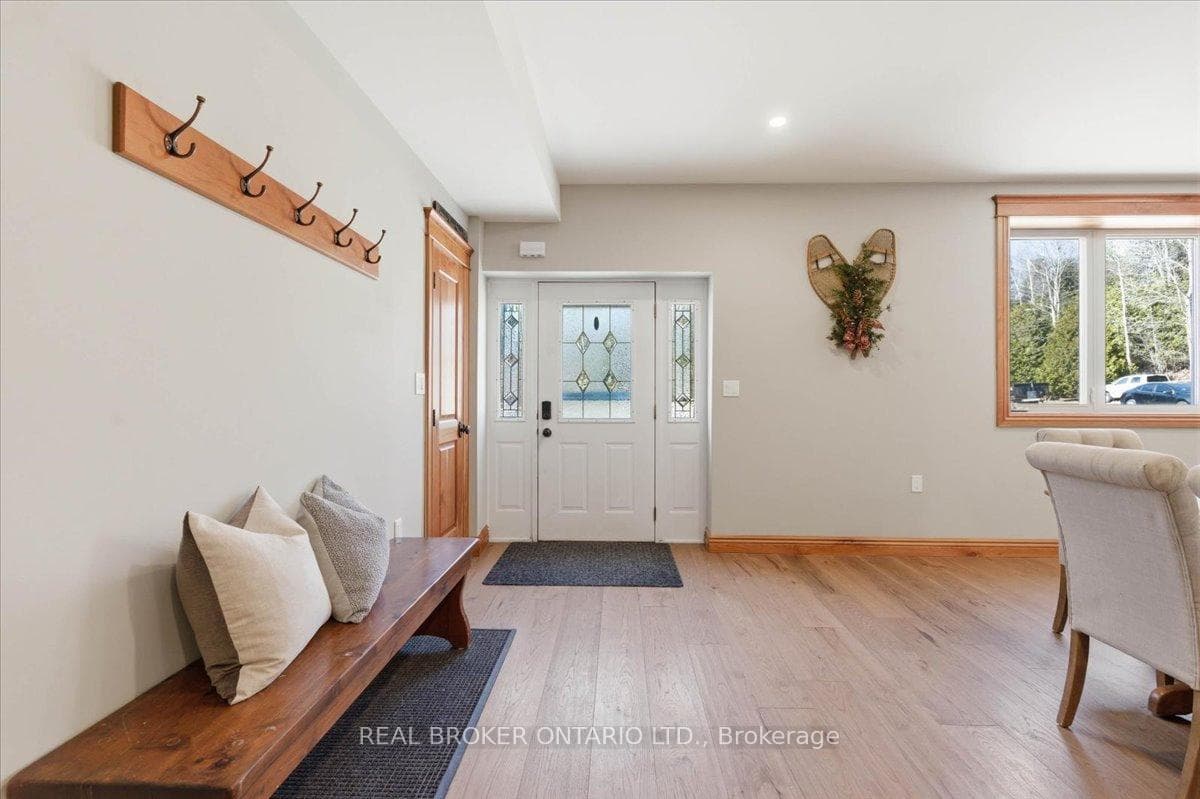 4589 WATSON Road photo 4