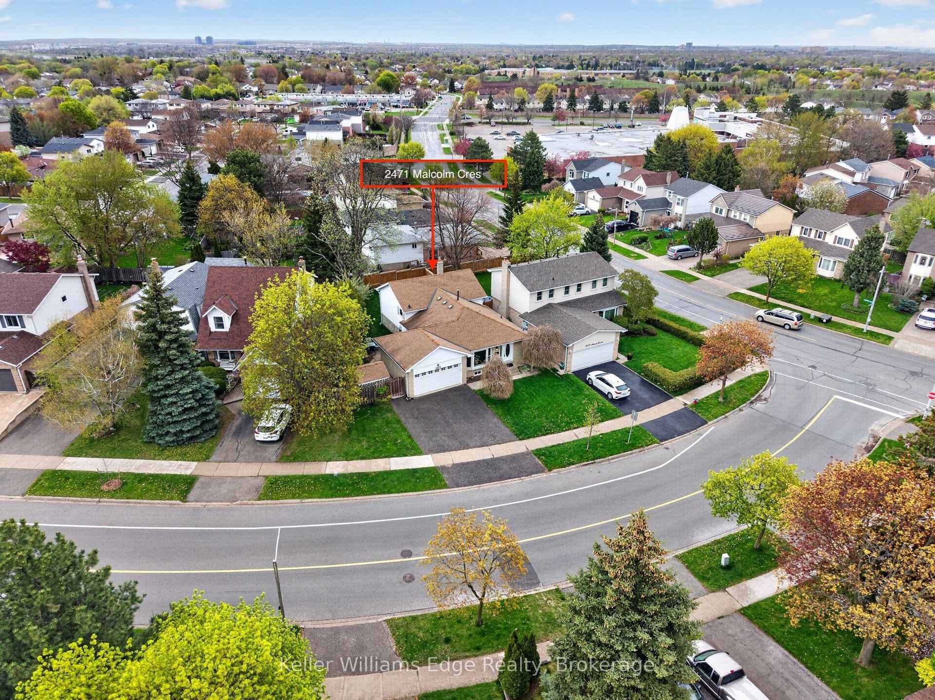 2471 Malcolm Crescent photo 50