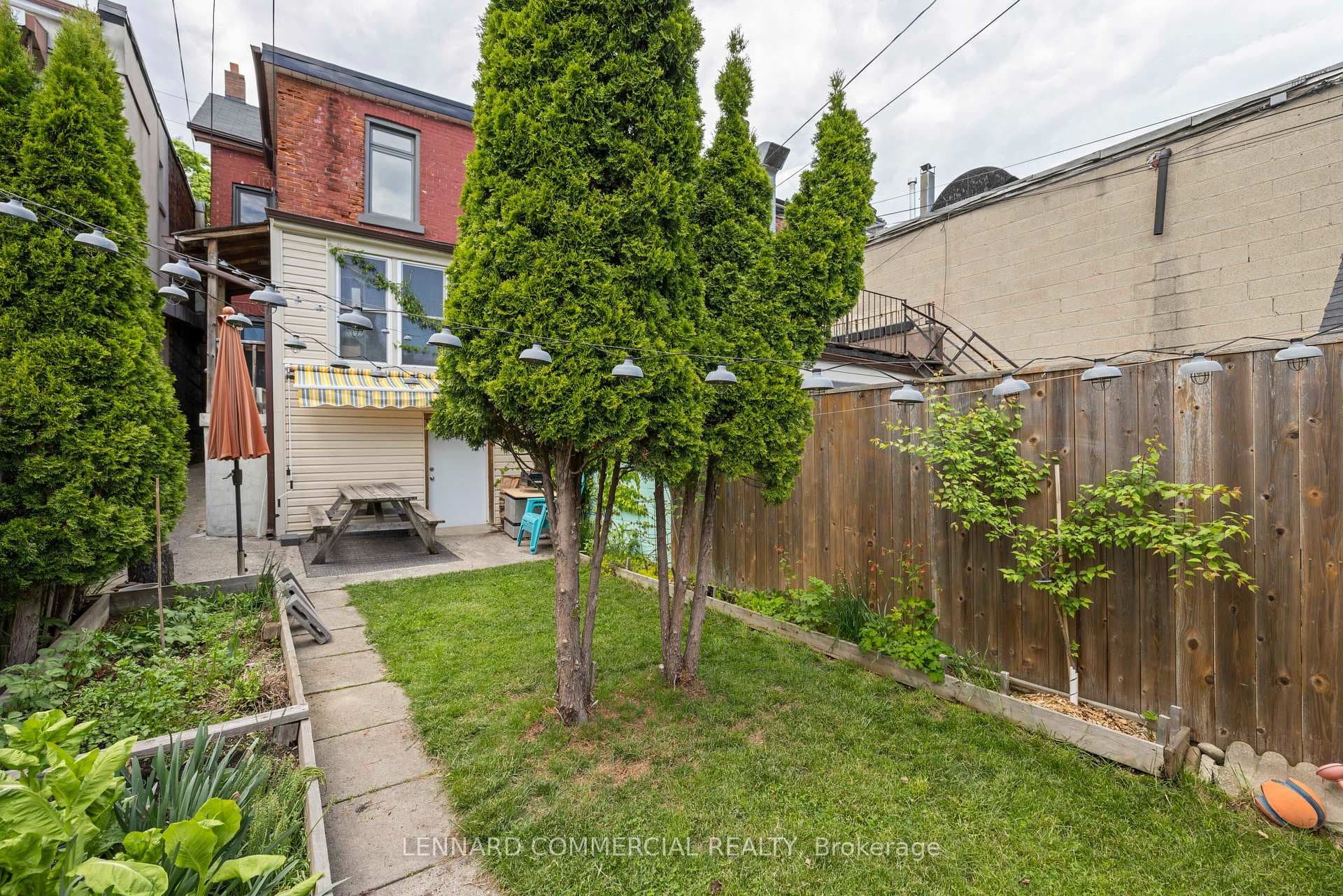1157 Davenport Road photo 24
