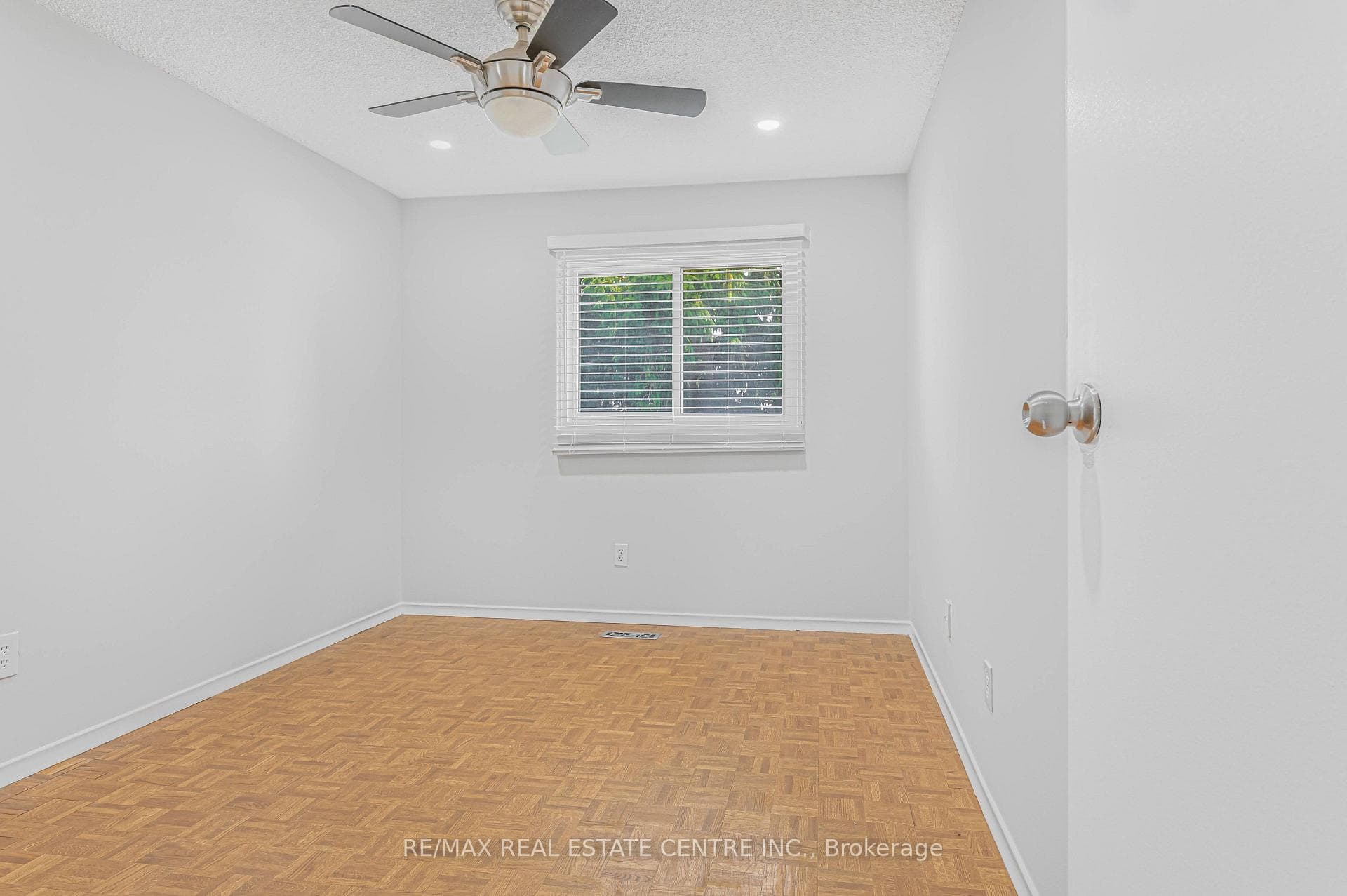 1330 Trowbridge Drive Unit 16 photo 23