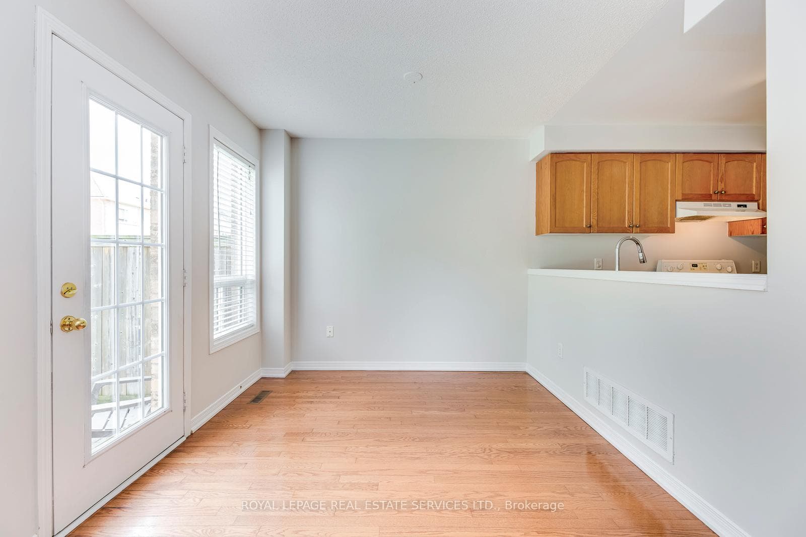 1835 Mccoy Avenue photo 9
