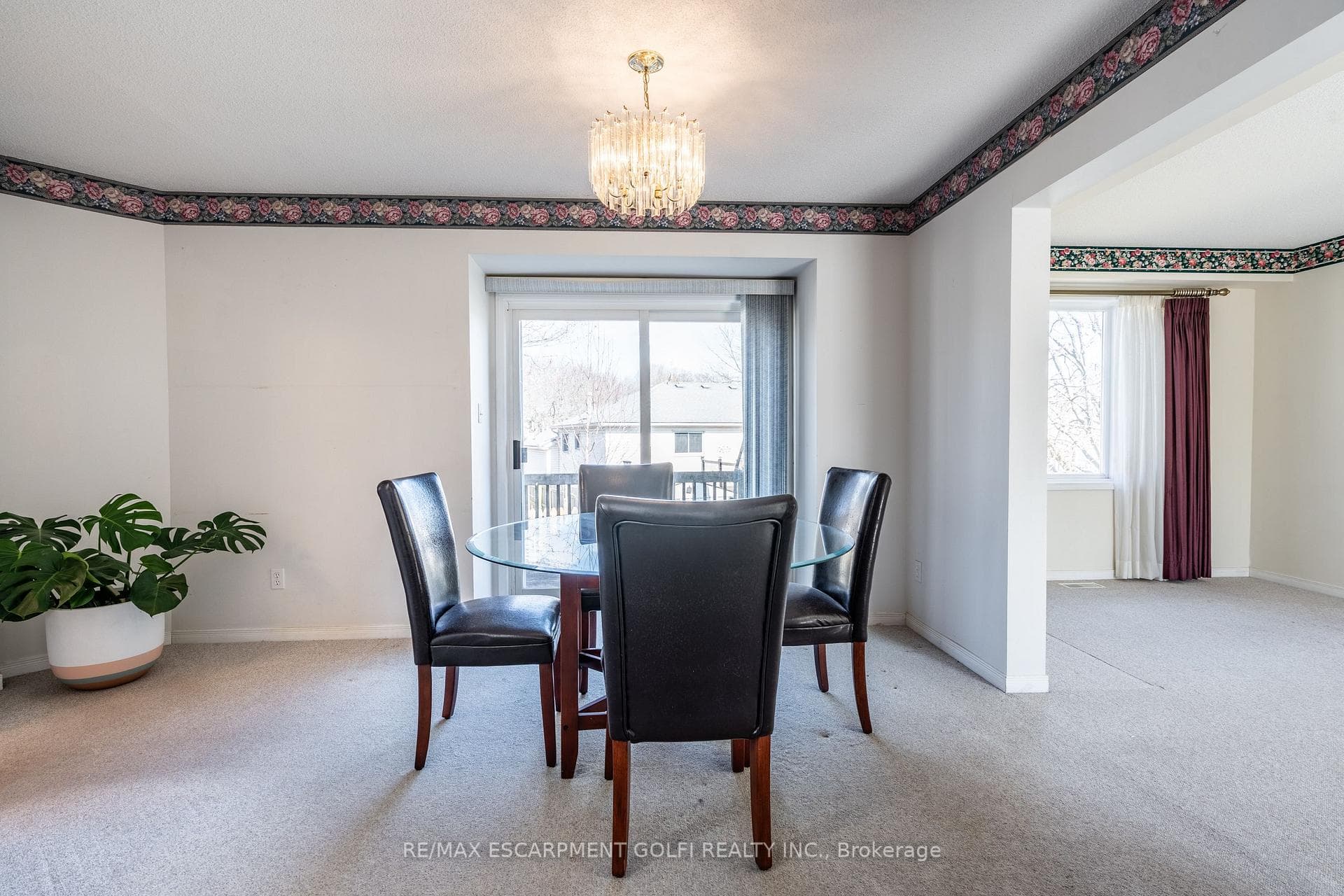14 Hunters Court photo 7