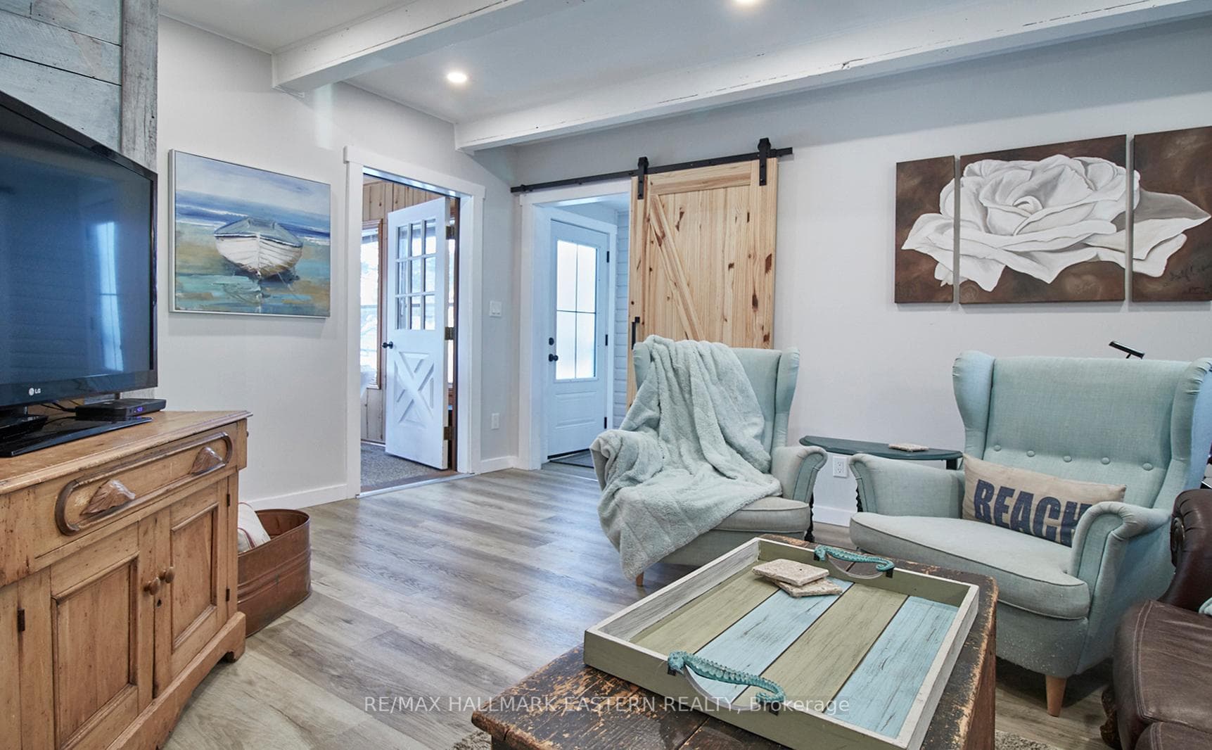 Family room entrance to Sunroom