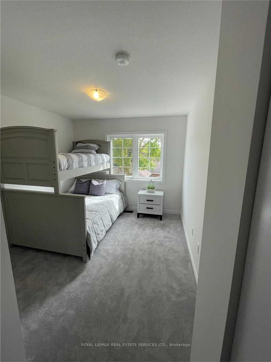 60 Dewberry Drive photo 11