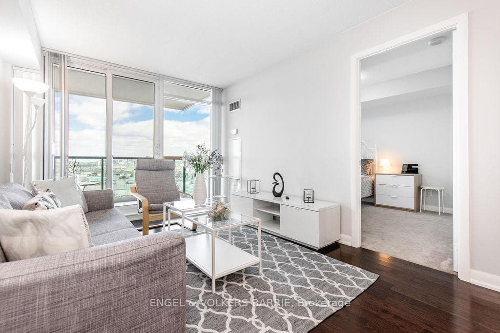 215 Sherway Gardens Road Unit 1709 photo 6
