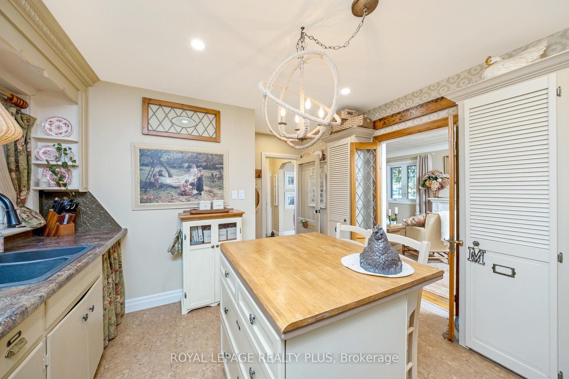 62 Nelson Court photo 13