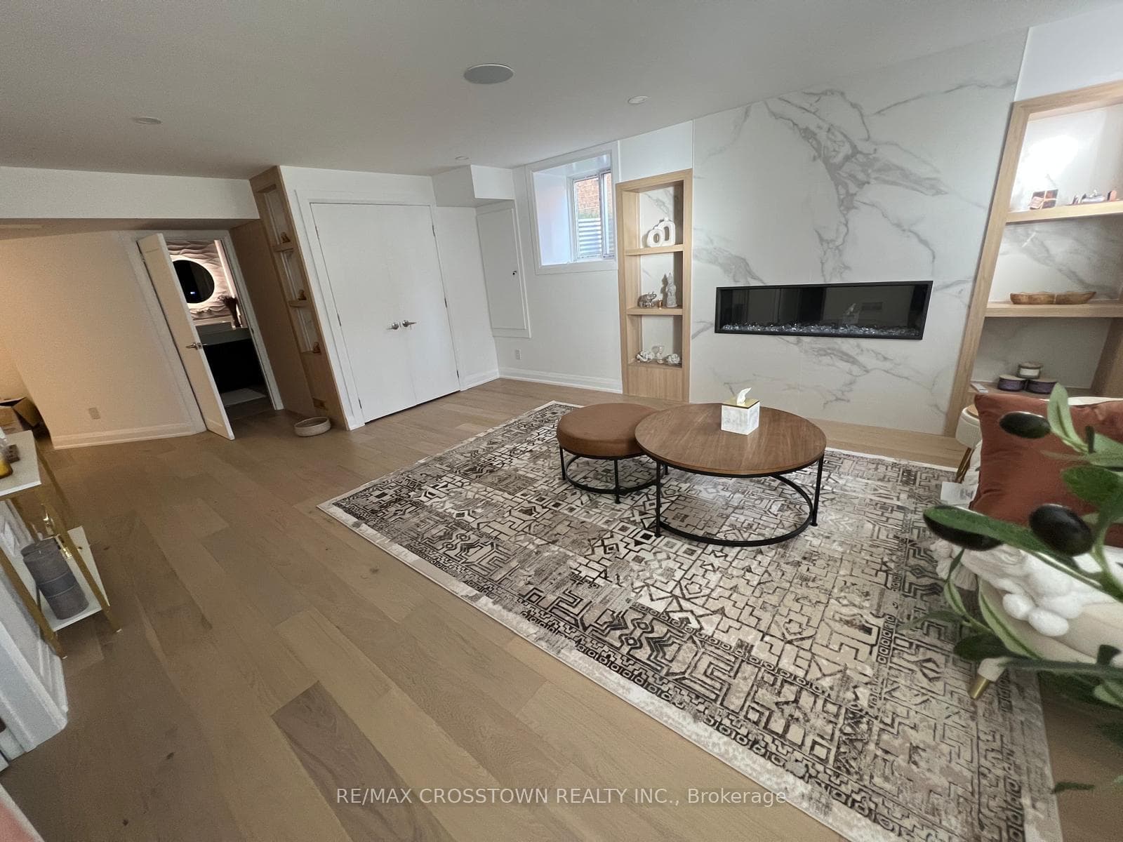 492 Greenwood Drive Unit B photo 15