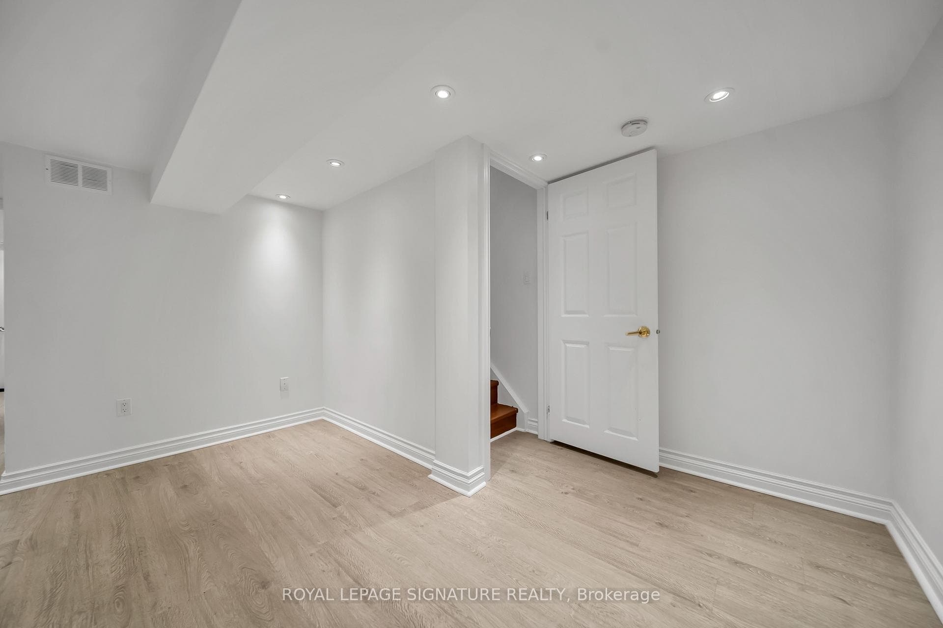 2479 Grindstone Court photo 35