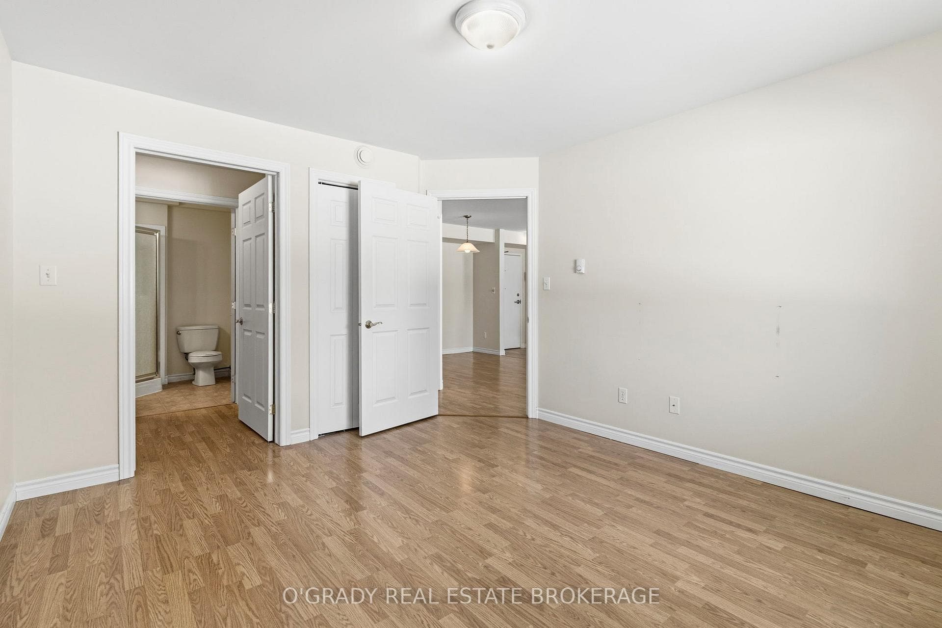 1171 Millwood Avenue Unit 8 photo 19