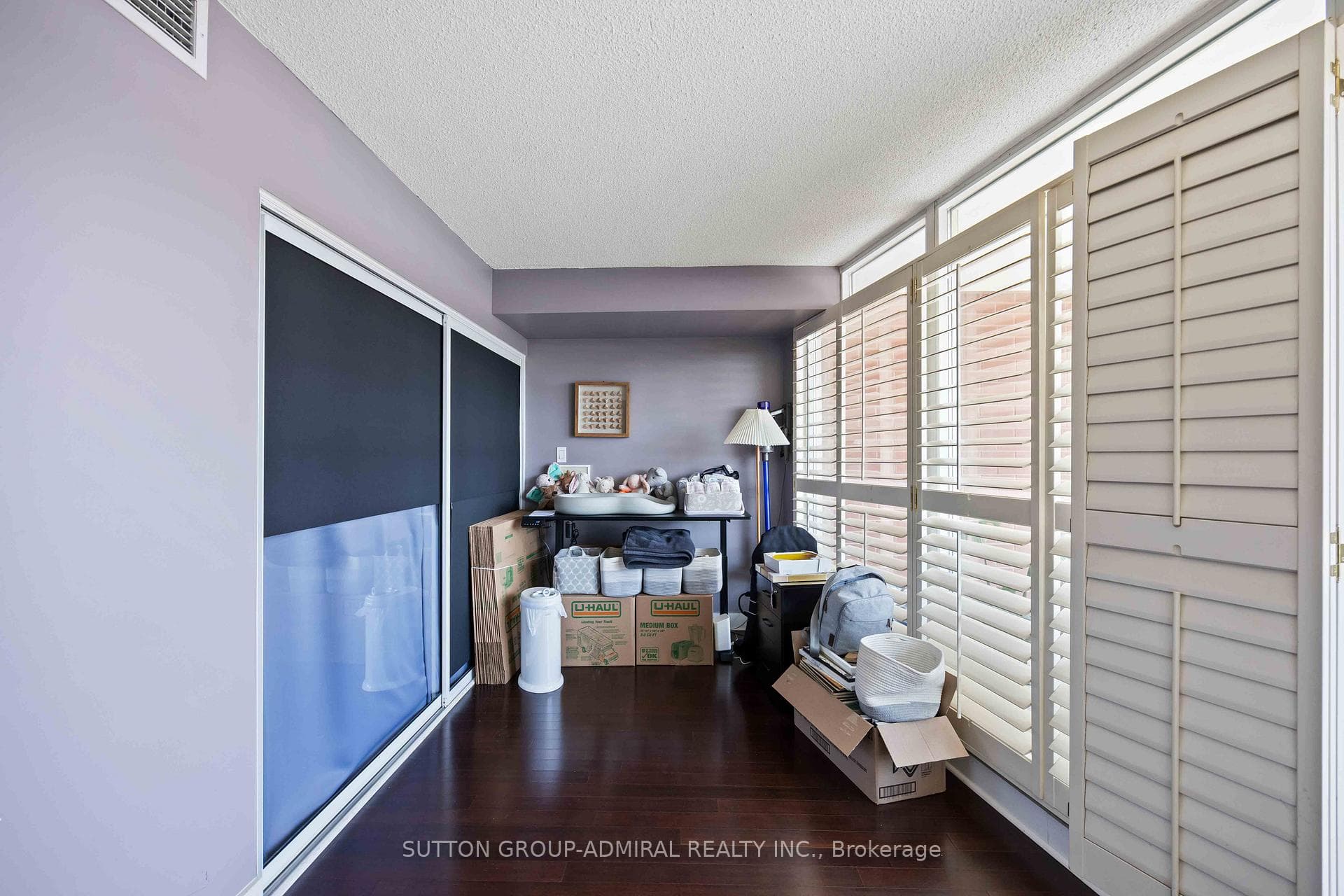 550 Queens Quay Unit 726 photo 28