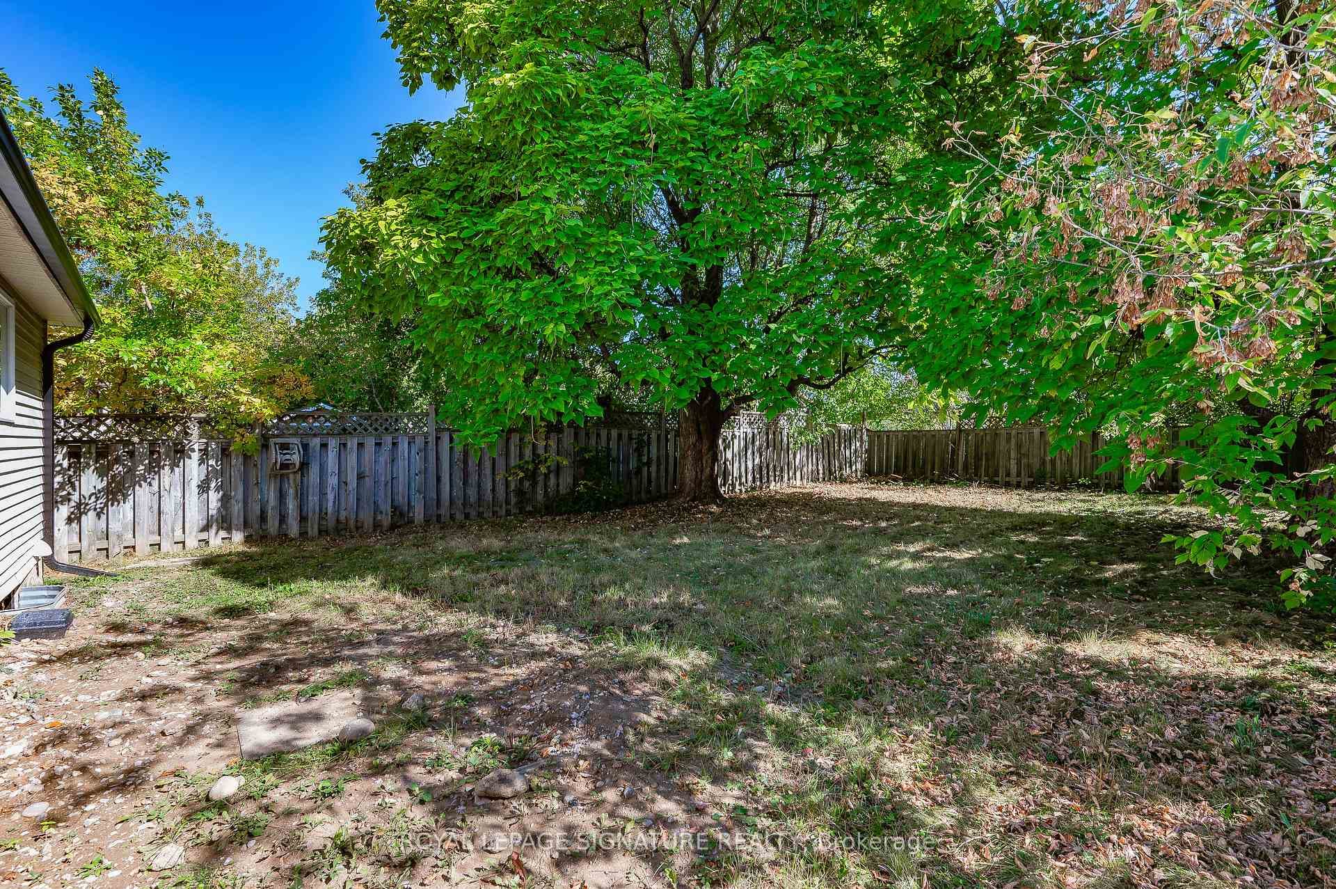 96 Hickling Trail Unit Bsmt photo 16