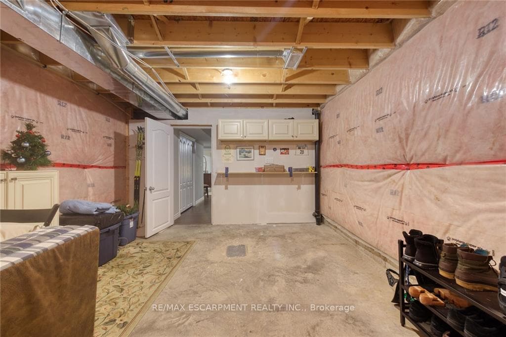 4 Toulon Avenue photo 35