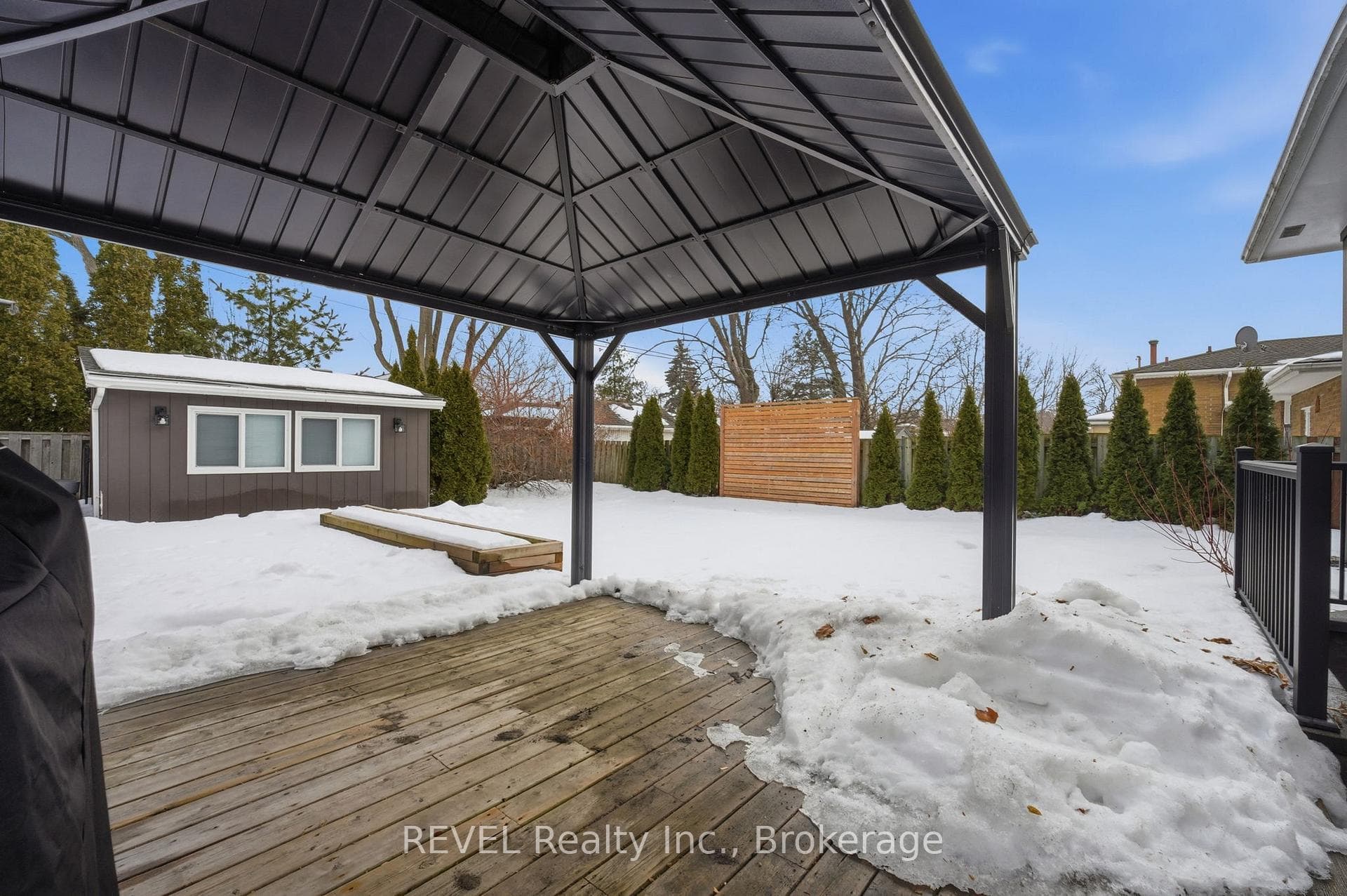 13 Crestcombe Road photo 39