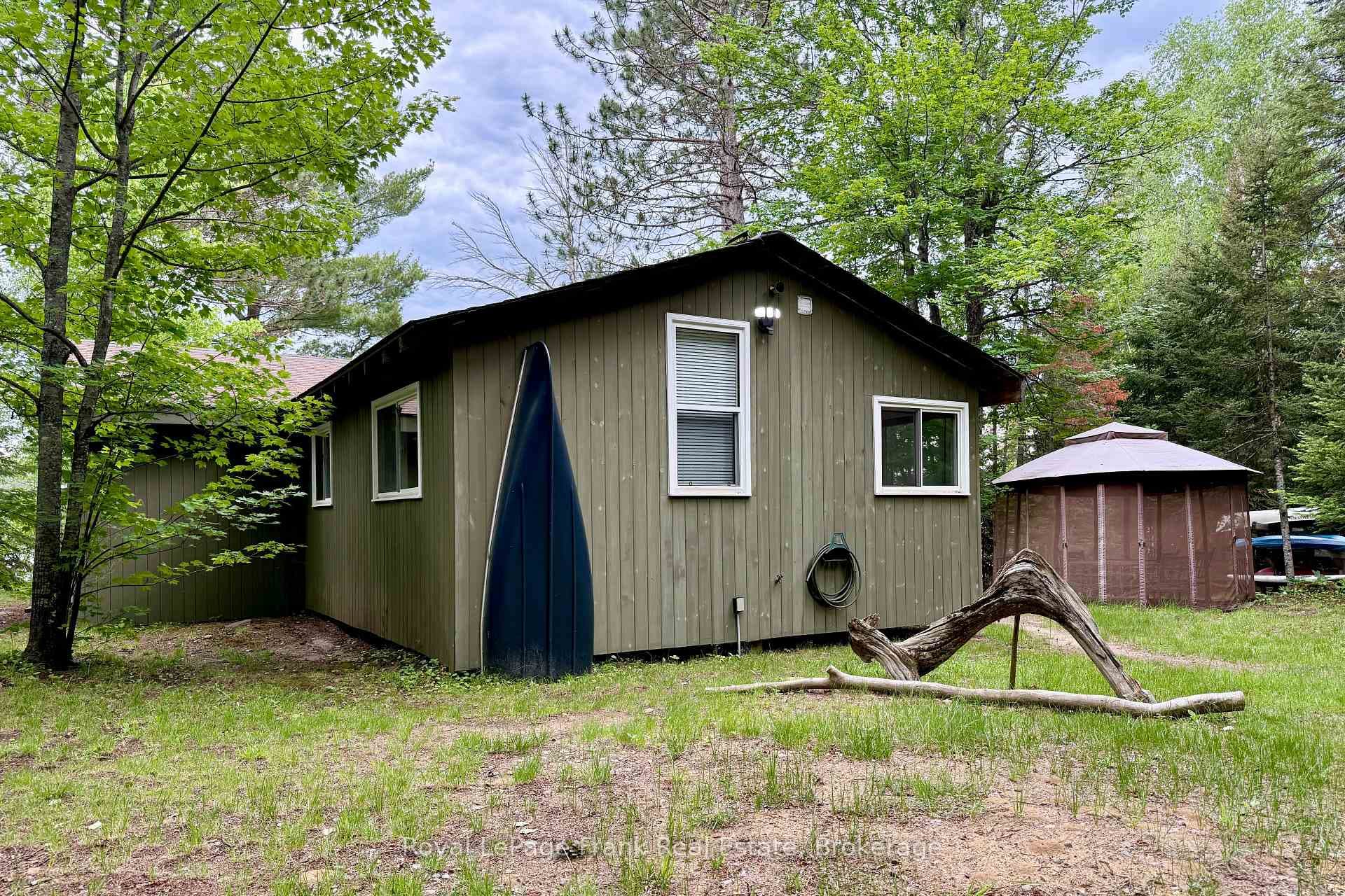 554A South McKenzie Lake Road photo 27