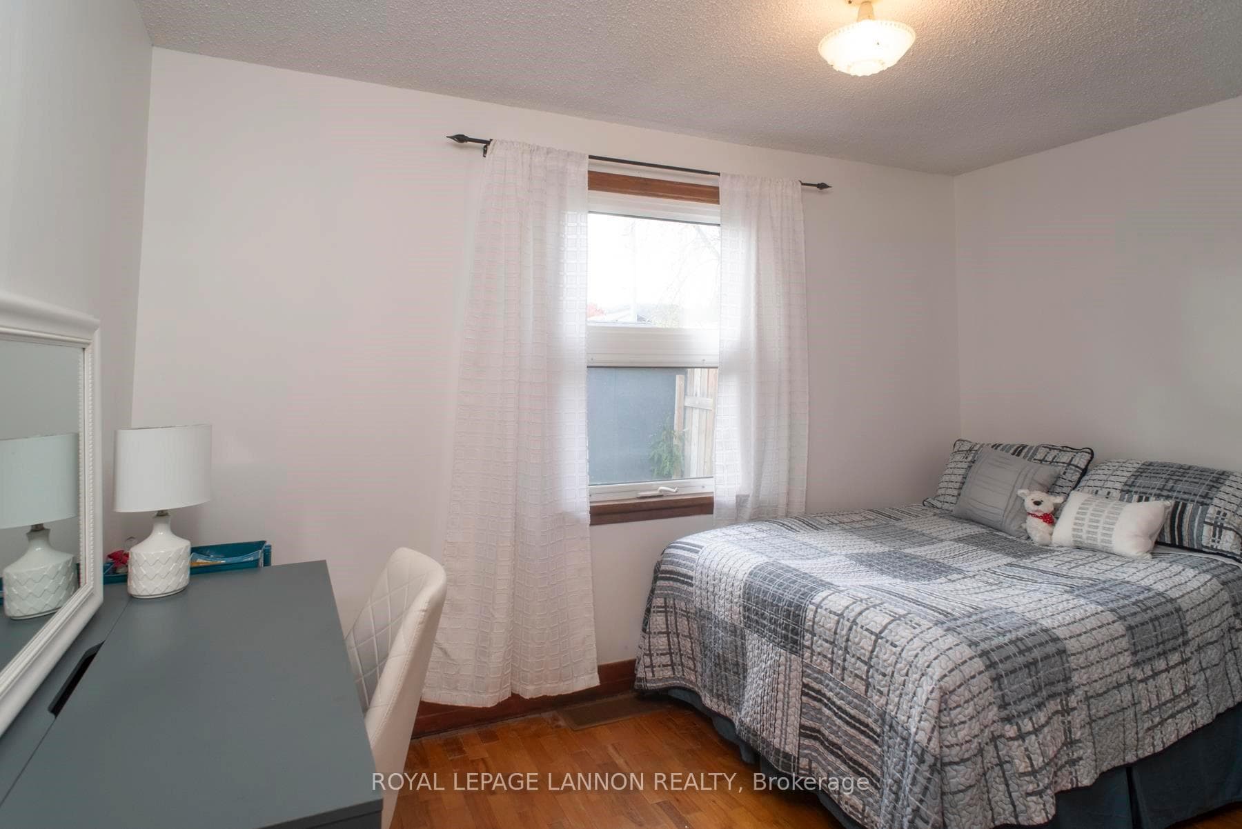 266 Brock Street photo 29