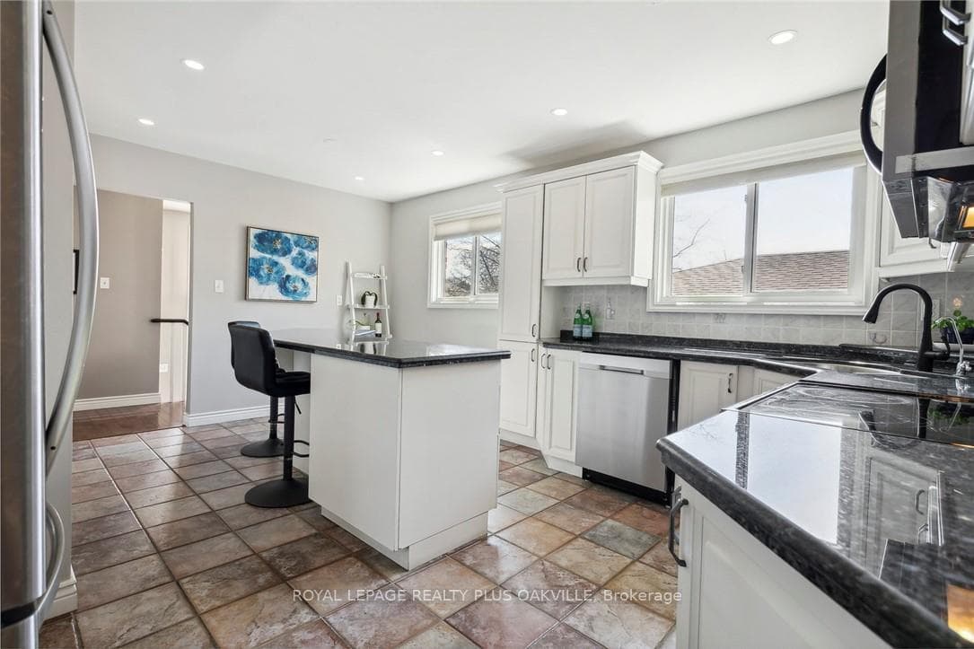 Spacious Kitchen