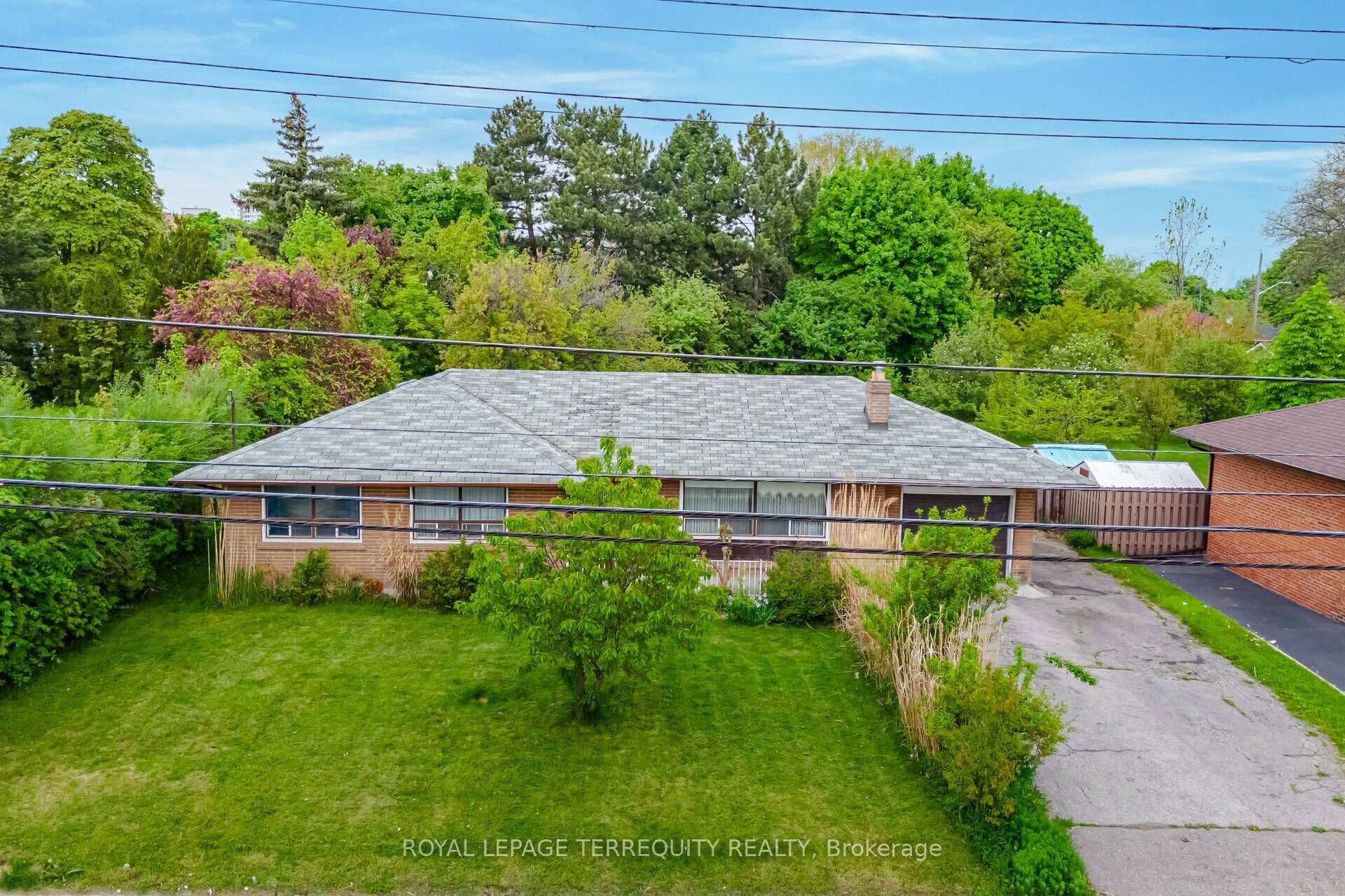 214 Dixon Road photo 3