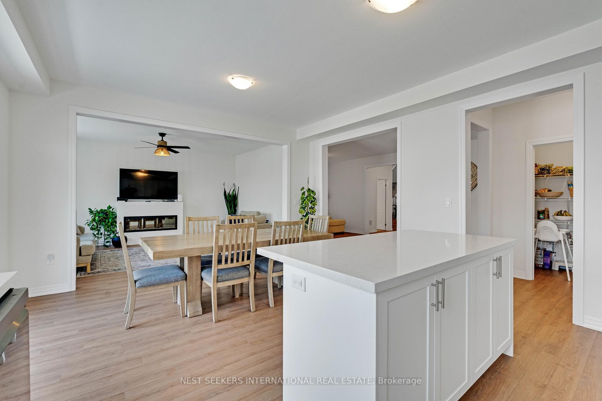 95 Pembrook Street photo 15