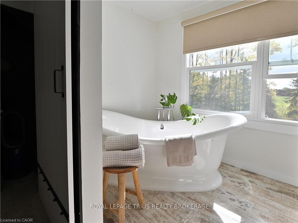 213 Woodland Drive photo 24