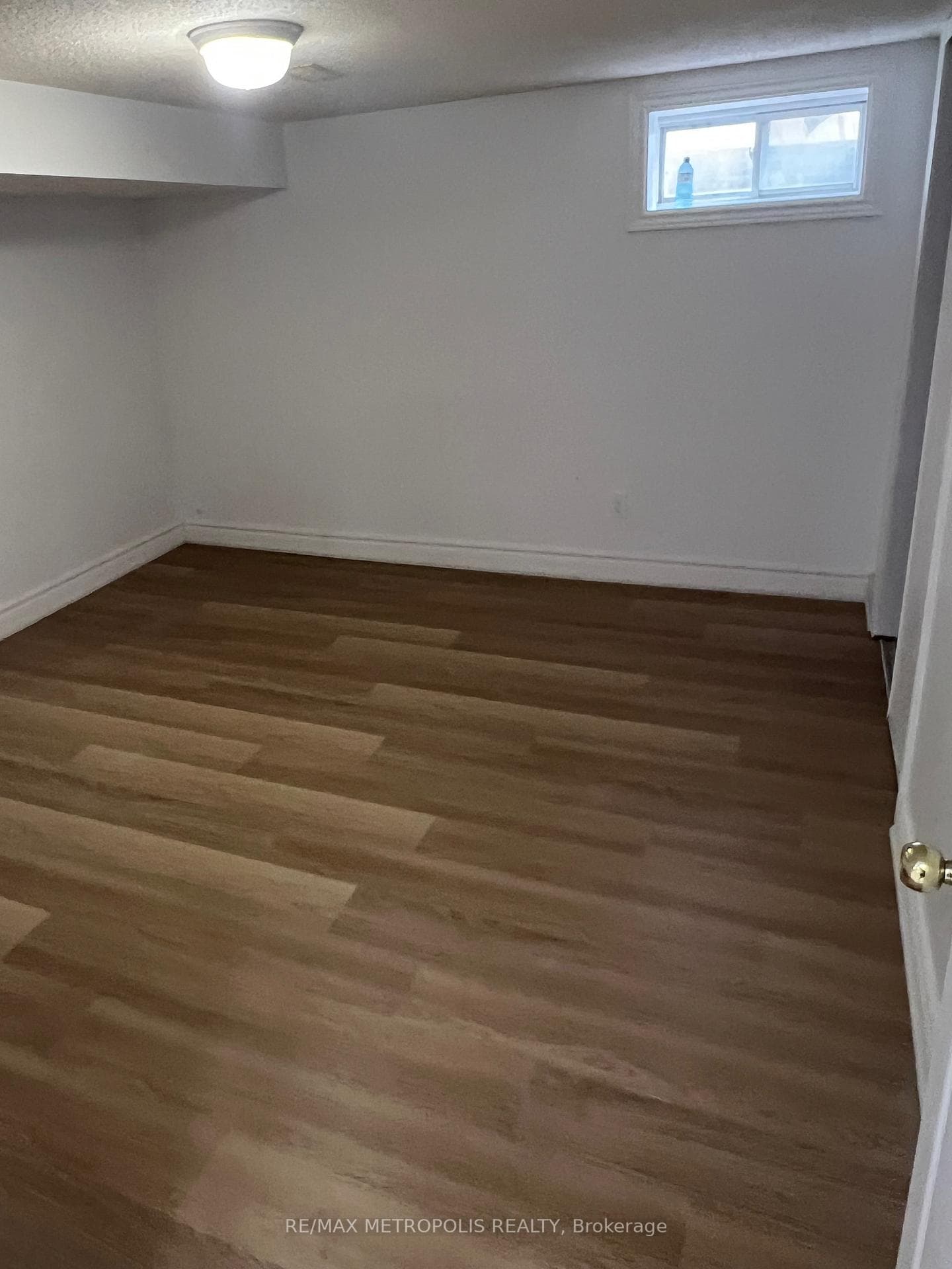 3244 Lawrence Avenue Unit BSMT photo 5