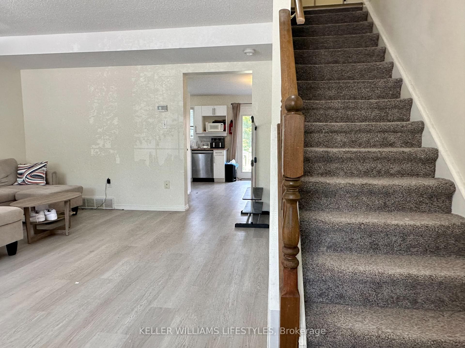 50 CHAPMAN Court Unit 63 photo 14