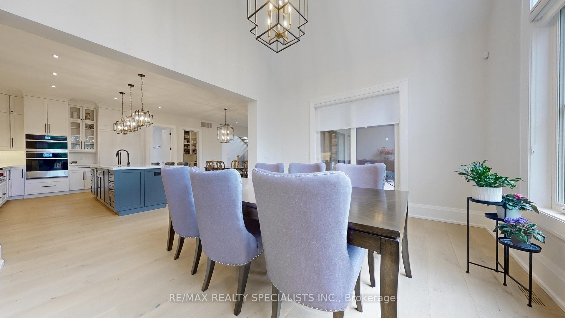 212 Southview Road photo 7