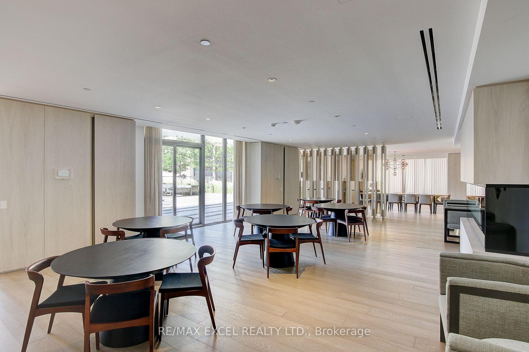 200 Bloor Street Unit 2201 photo 30
