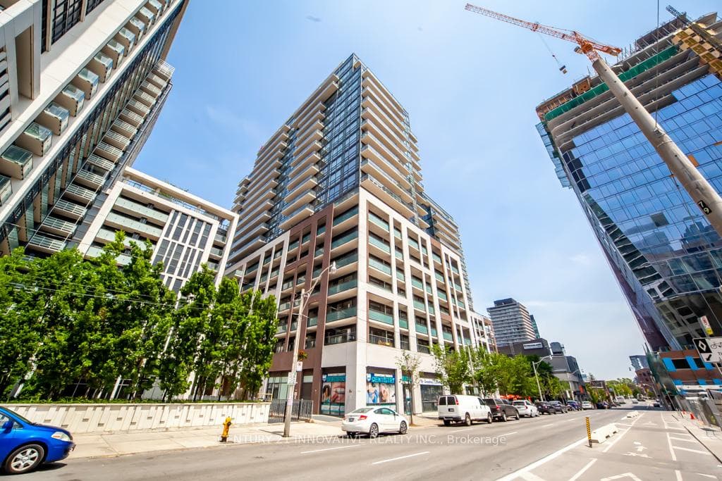460 Adelaide Street Unit 2023 photo 3