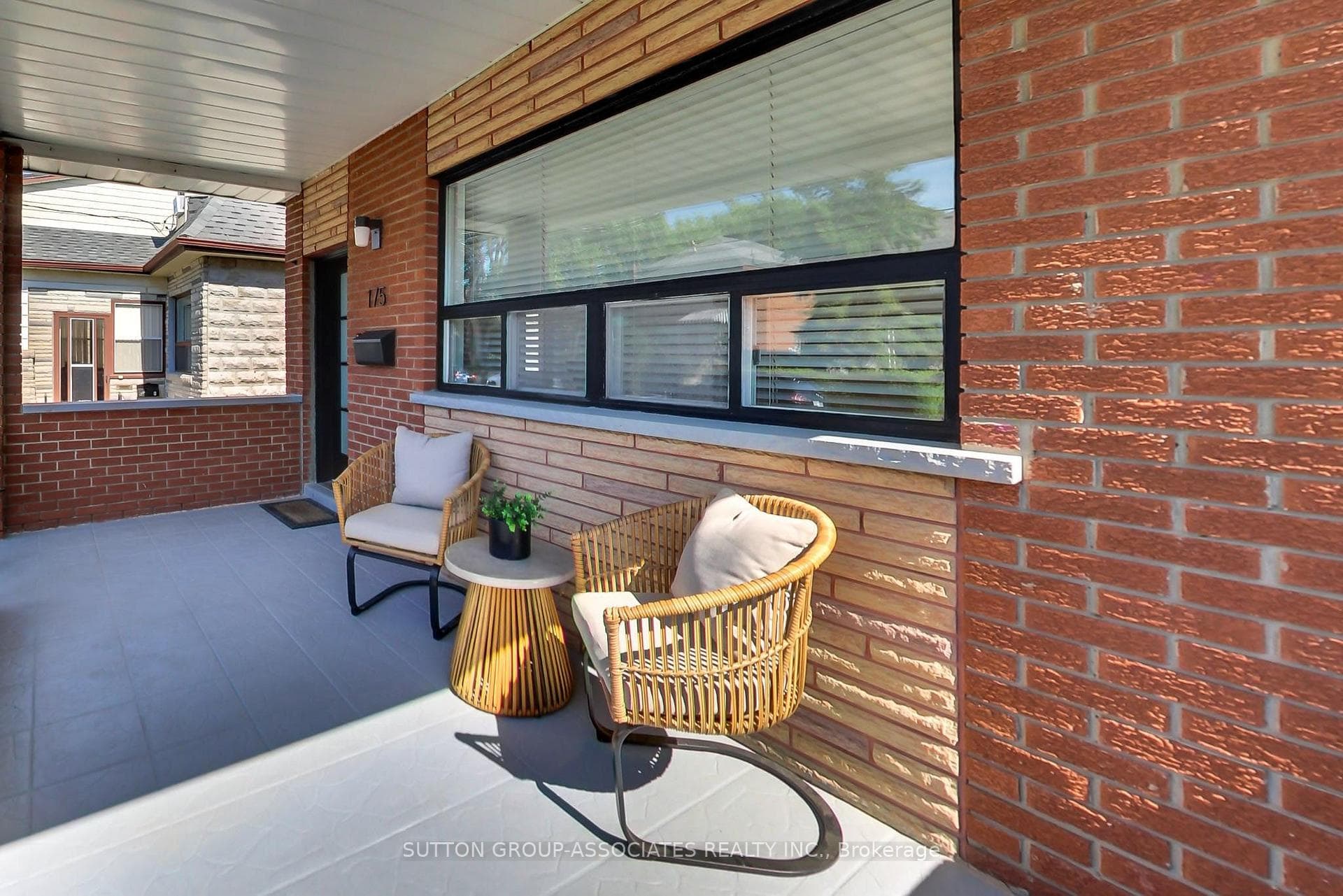 175 Earlsdale Avenue photo 4