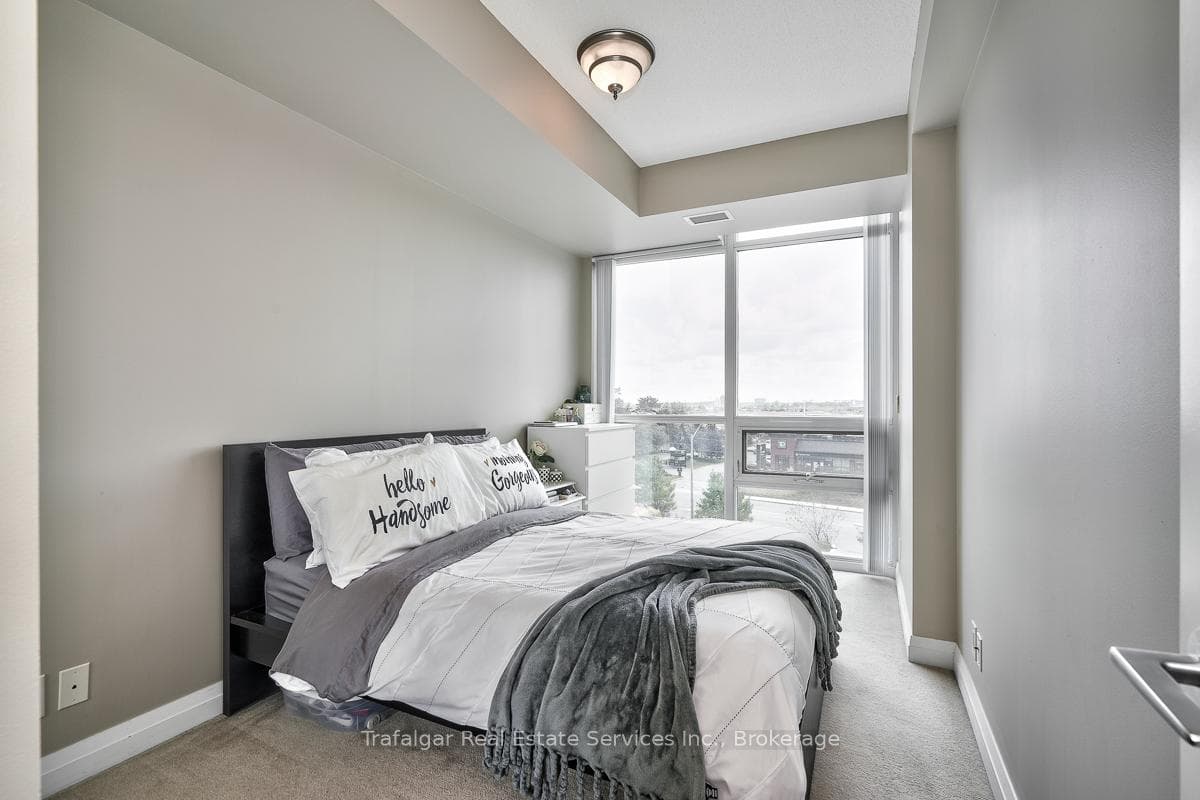 1055 Southdown Road Unit 512 photo 11