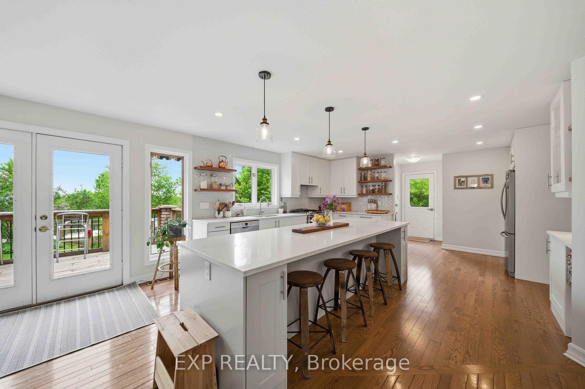 1264 Barnwell Crescent photo 28
