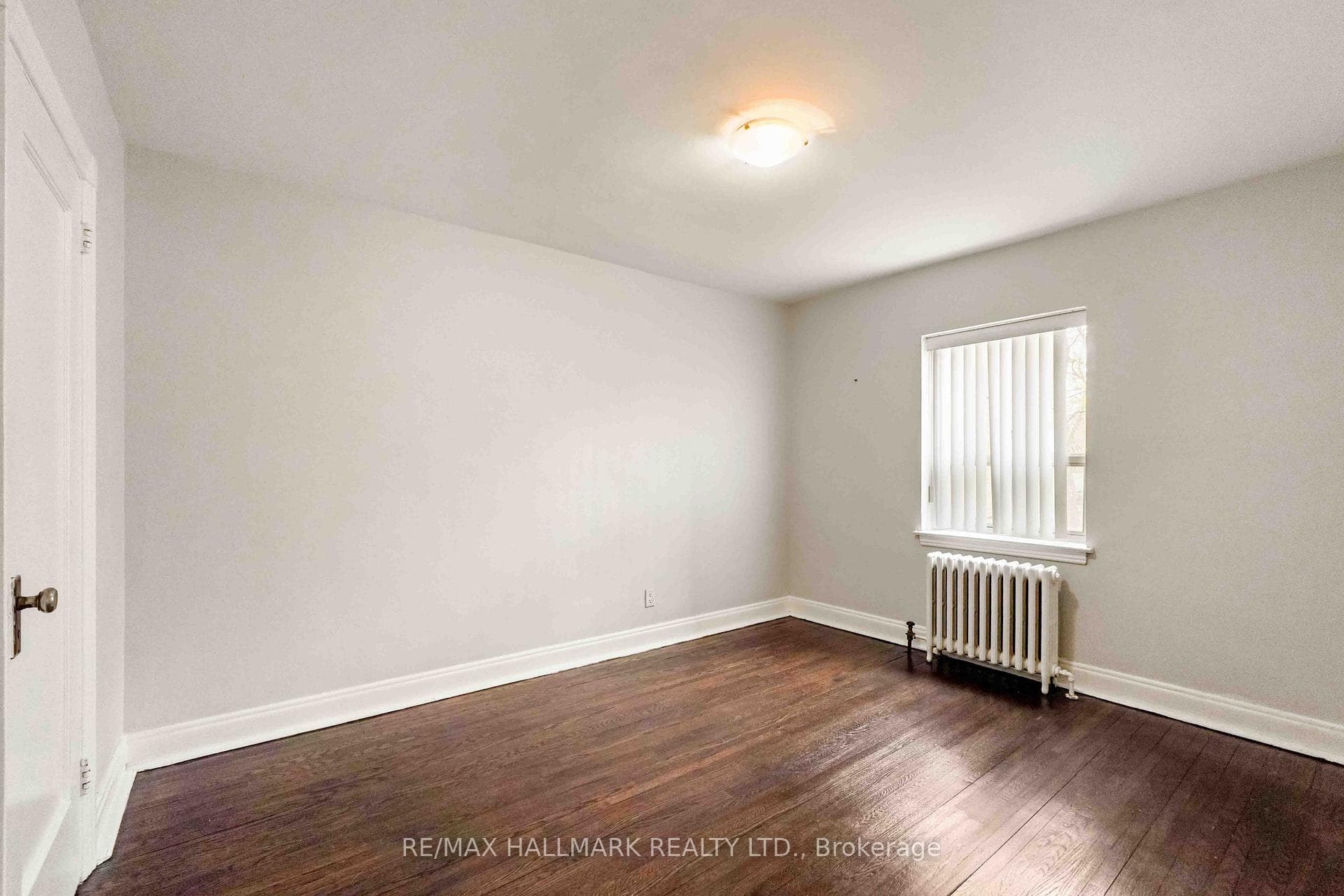 111 Oriole Parkway Unit 105 photo 11