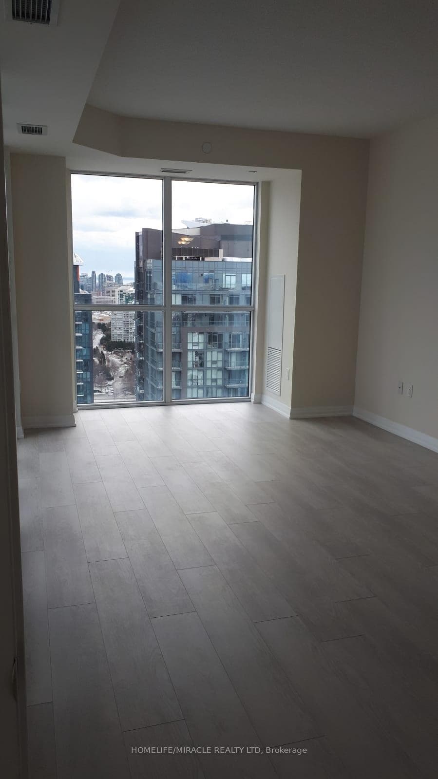 35 Watergarden Drive Unit 2513 photo 7