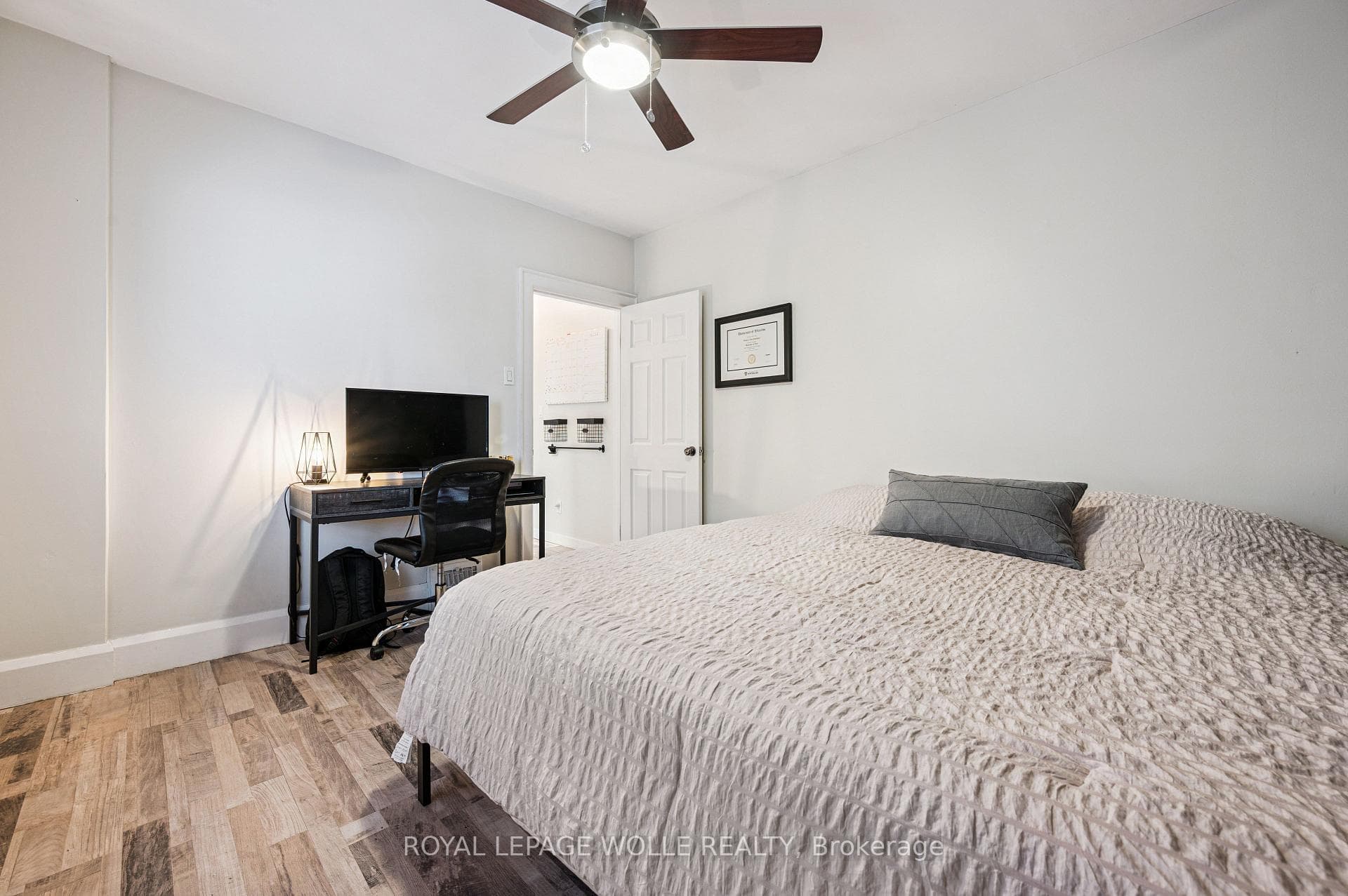 131 Mill Street photo 20