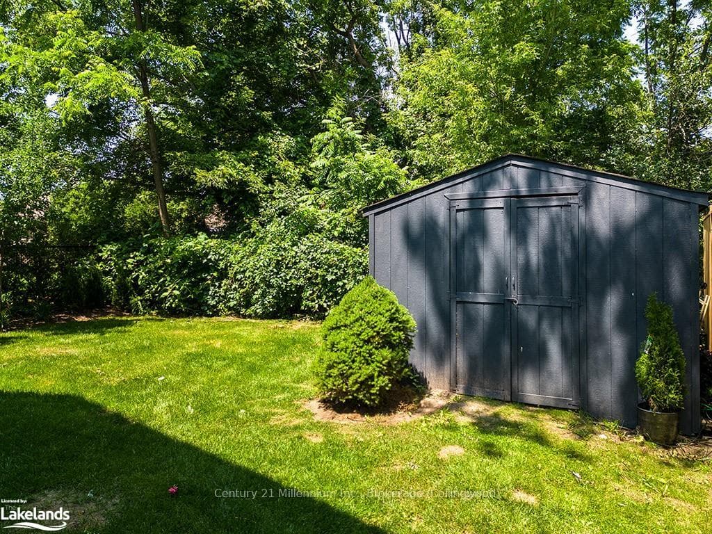 701 SIXTH Street photo 23