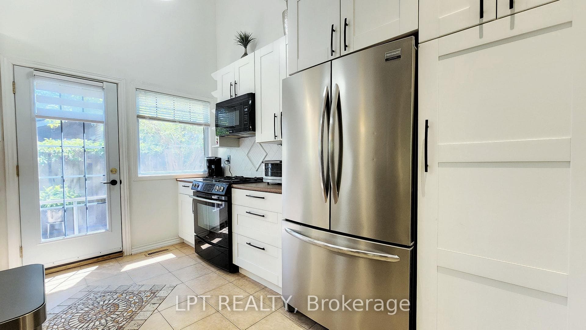34 Noam Drive photo 11