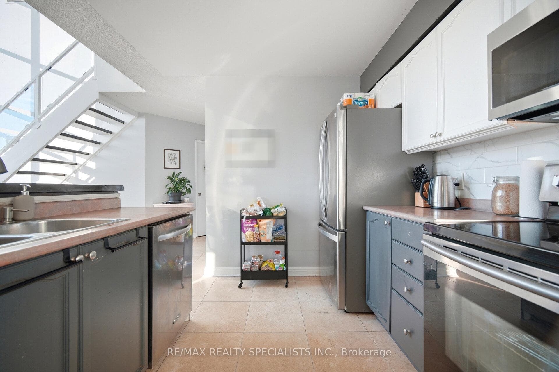 200 Manitoba Street Unit 319 photo 11