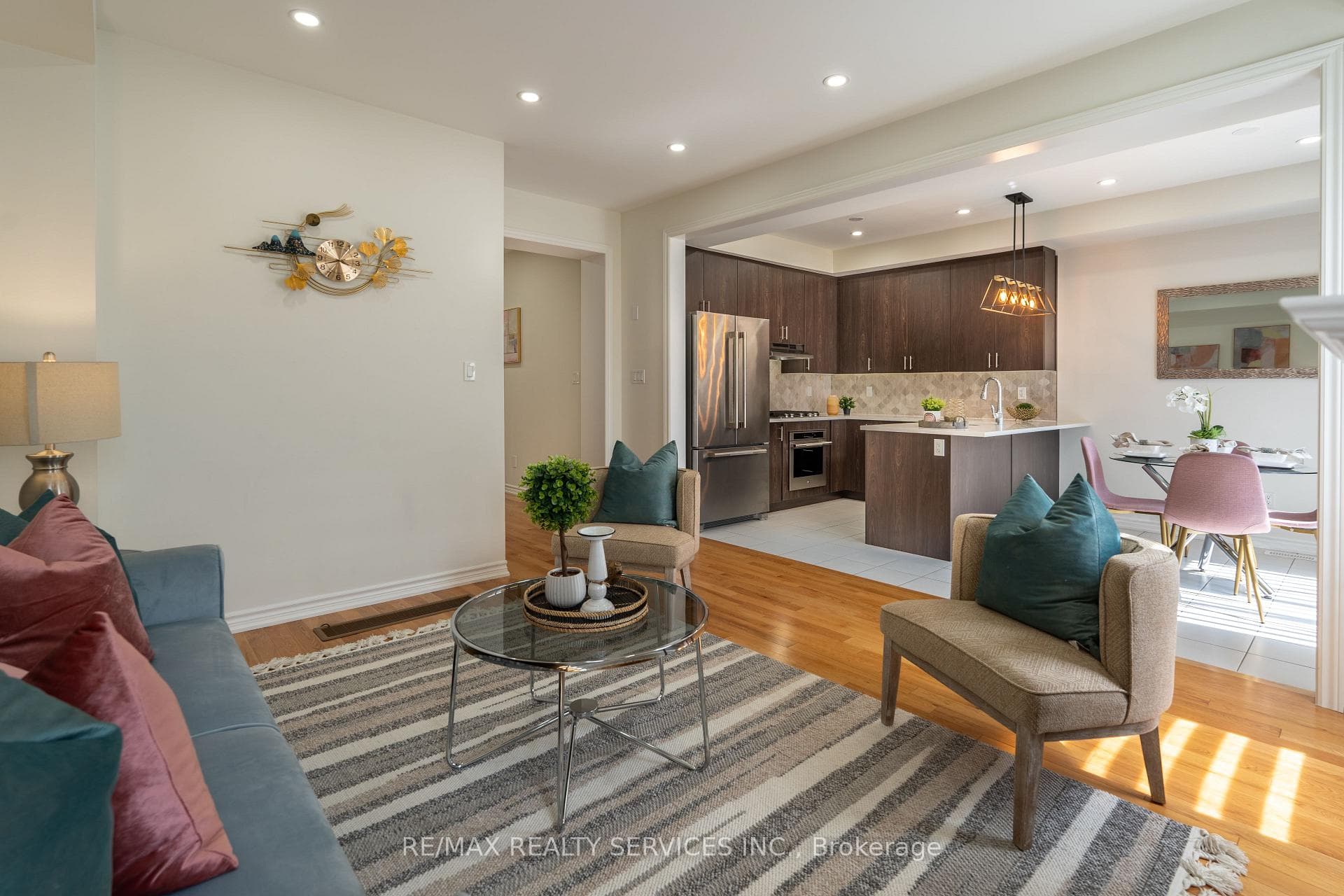24 Hickling Lane photo 13