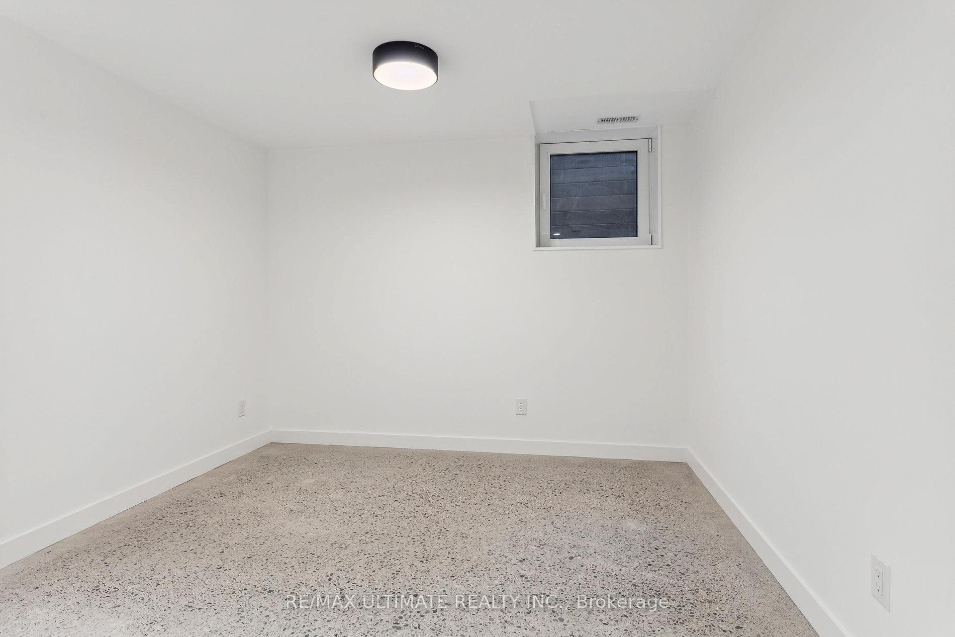 76 Sussex Avenue Unit BSMT photo 17