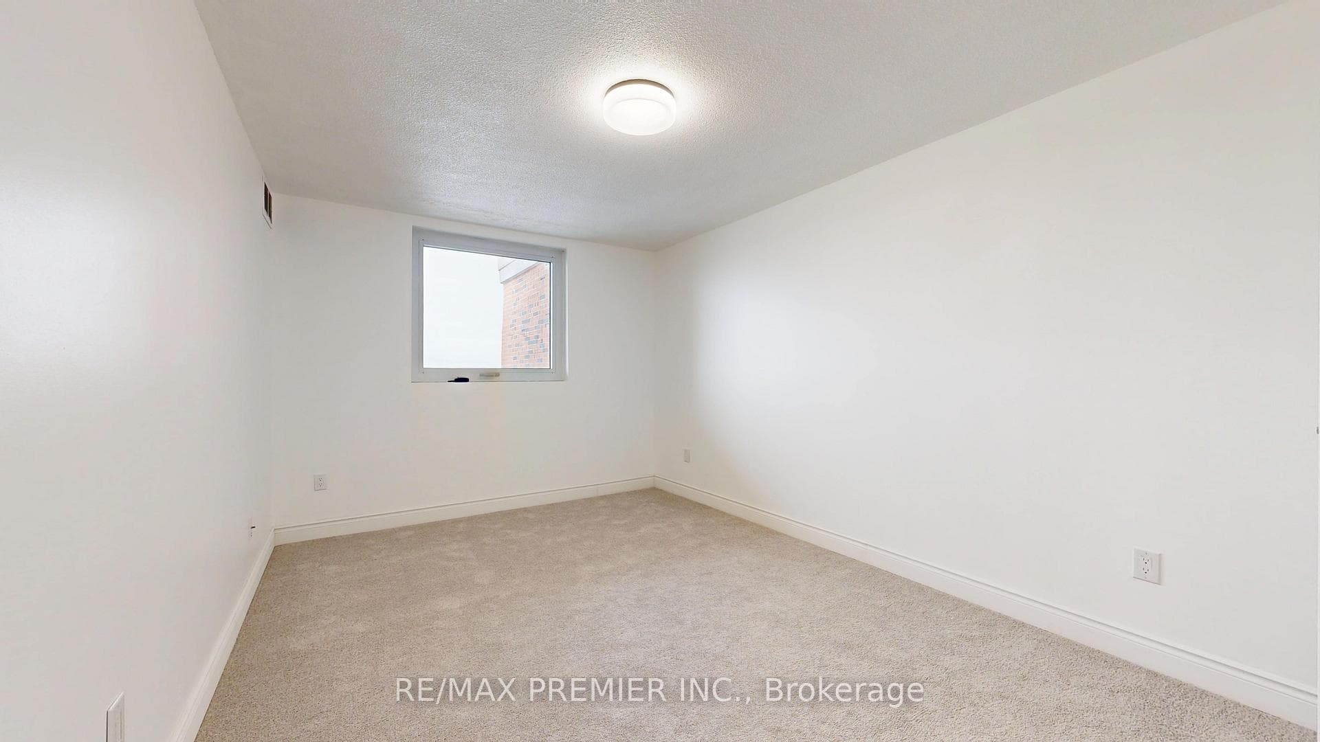 238 Albion Road Unit 1607 photo 26