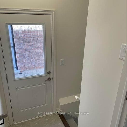 110 Laing Drive photo 28