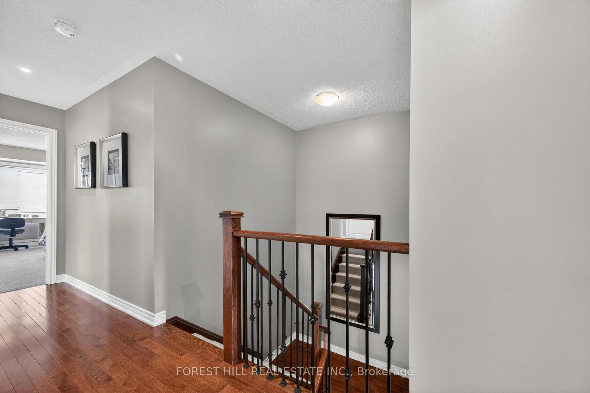 320 William Dunn Crescent photo 15