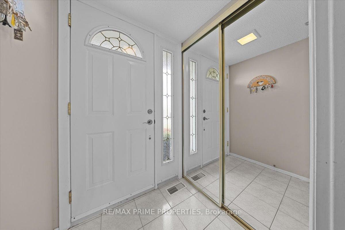 Front entrance hall and vestibule