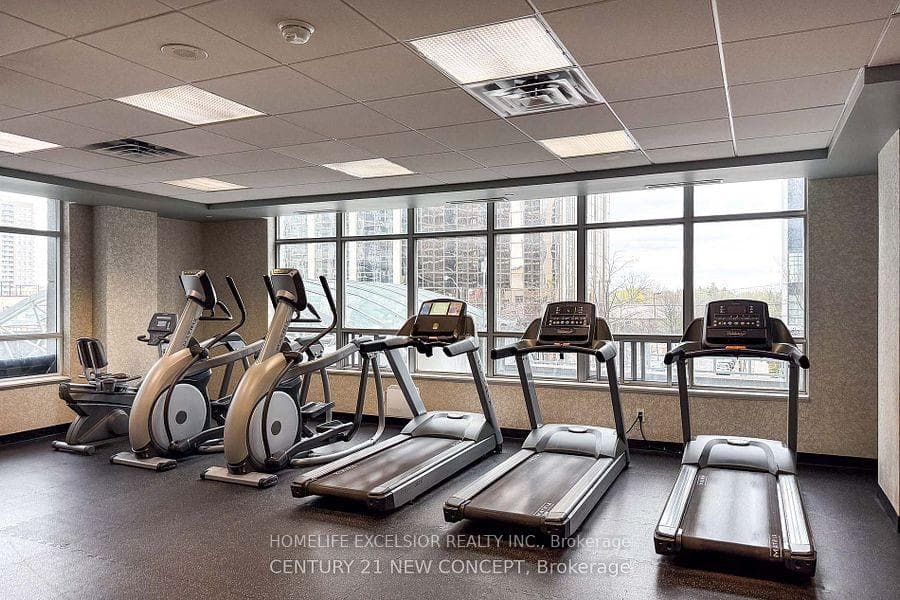 4968 Yonge Street Unit 1015 photo 10