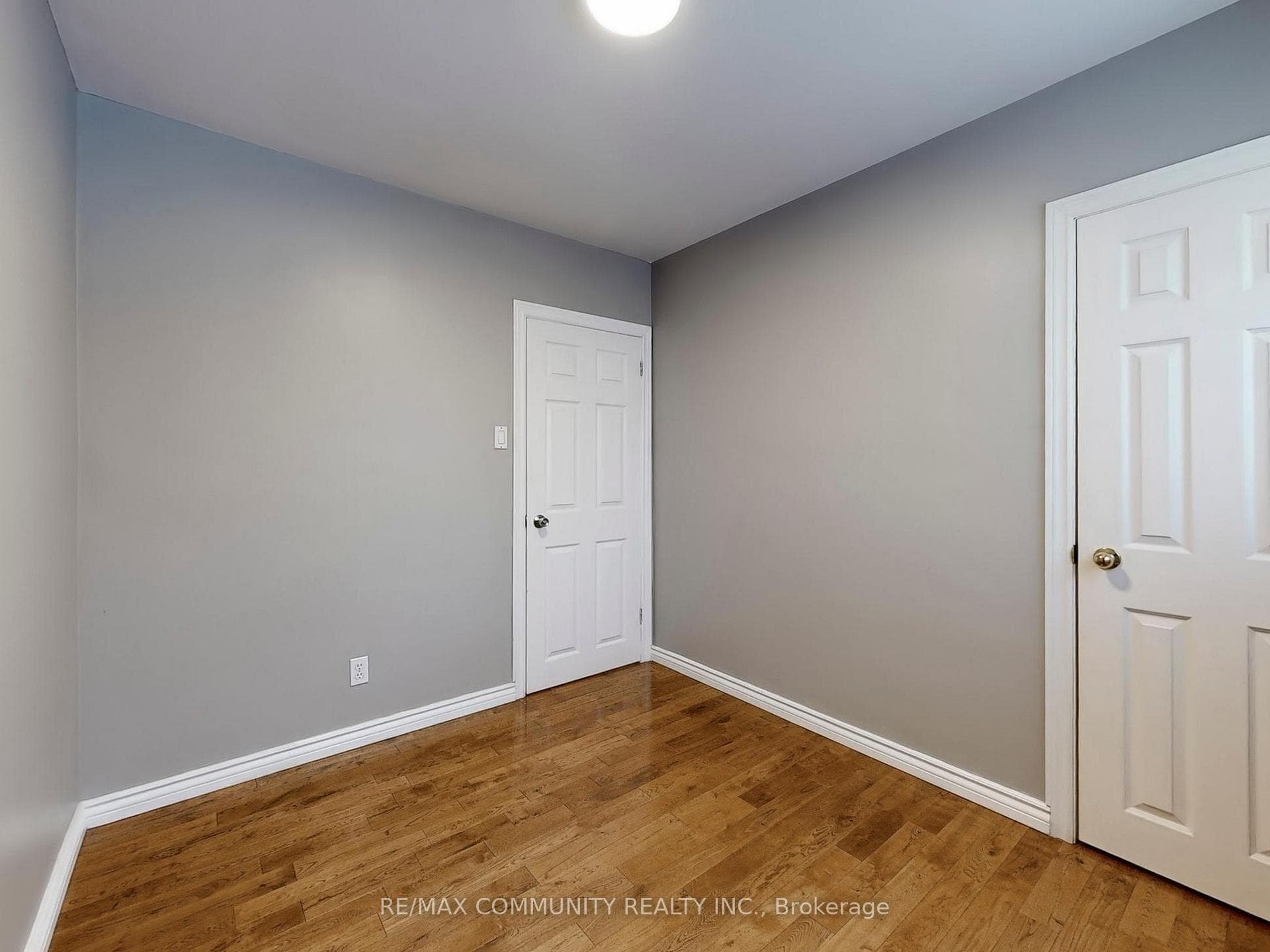 119 Rochman Boulevard photo 21