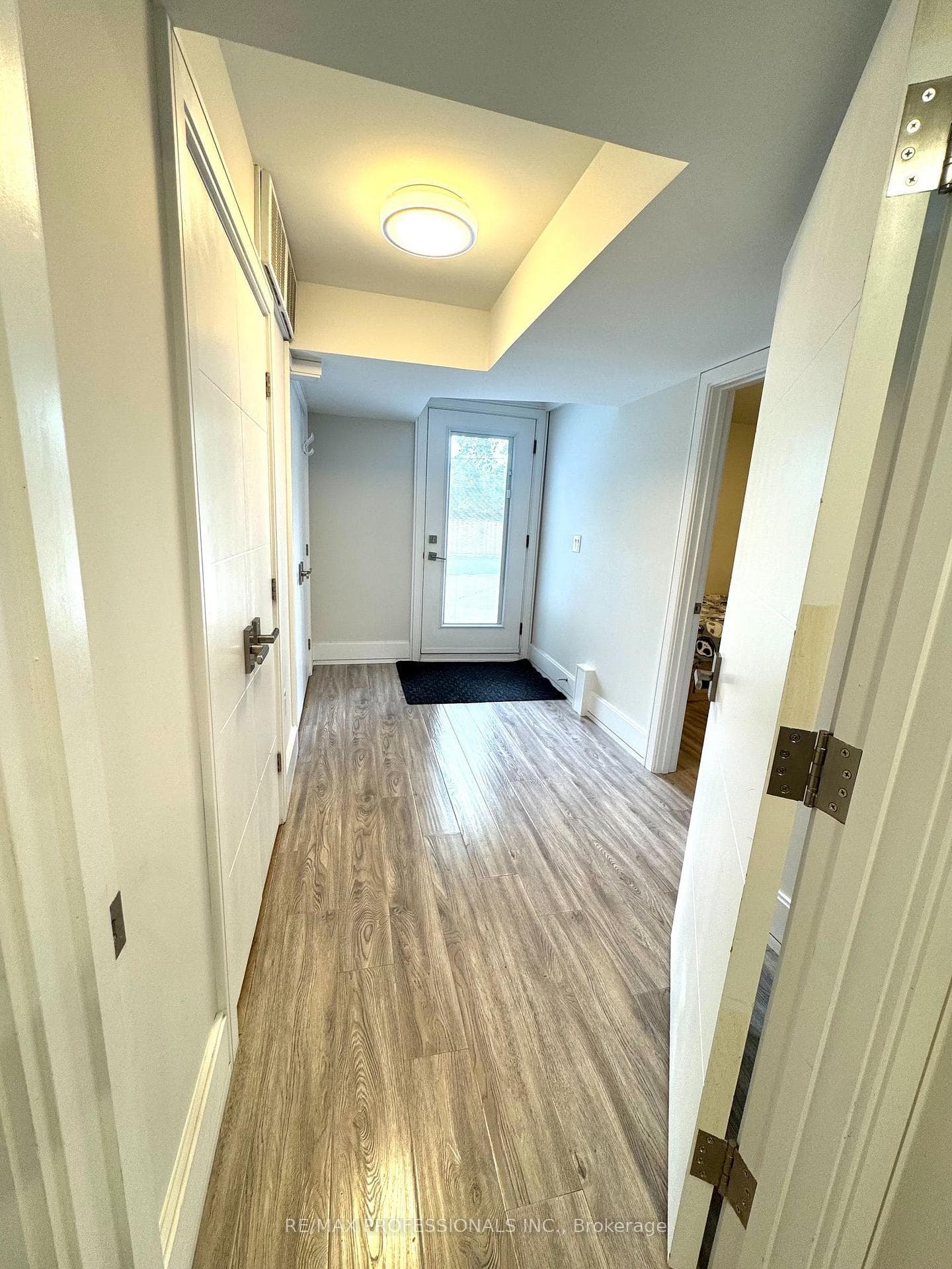 36 Mitre Place Unit BSMT photo 2