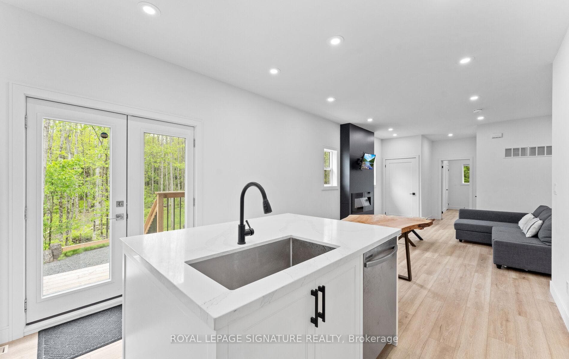 44 Sunnyshore Park Drive photo 16