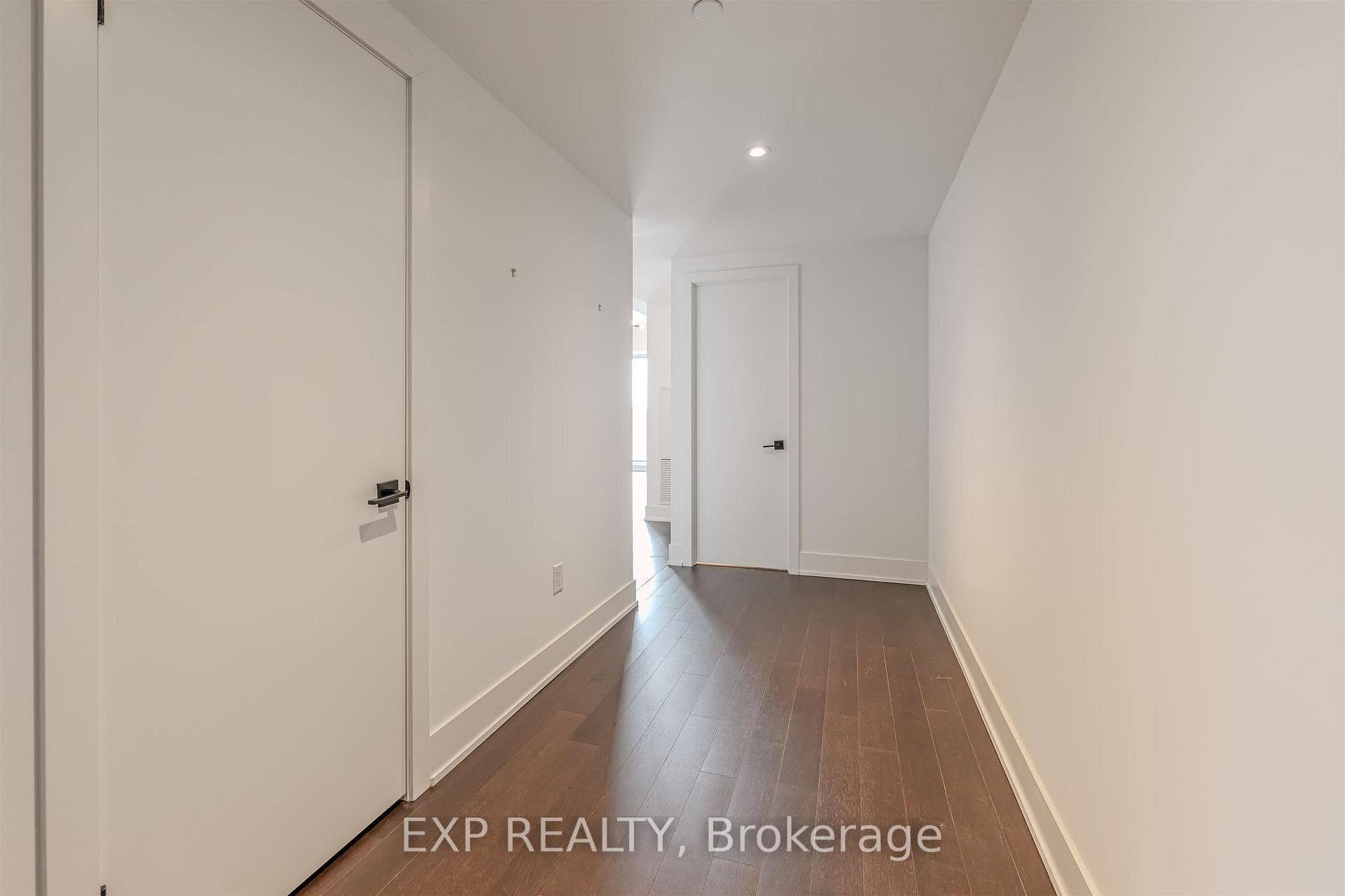 1888 Queen Street Unit 403 photo 11
