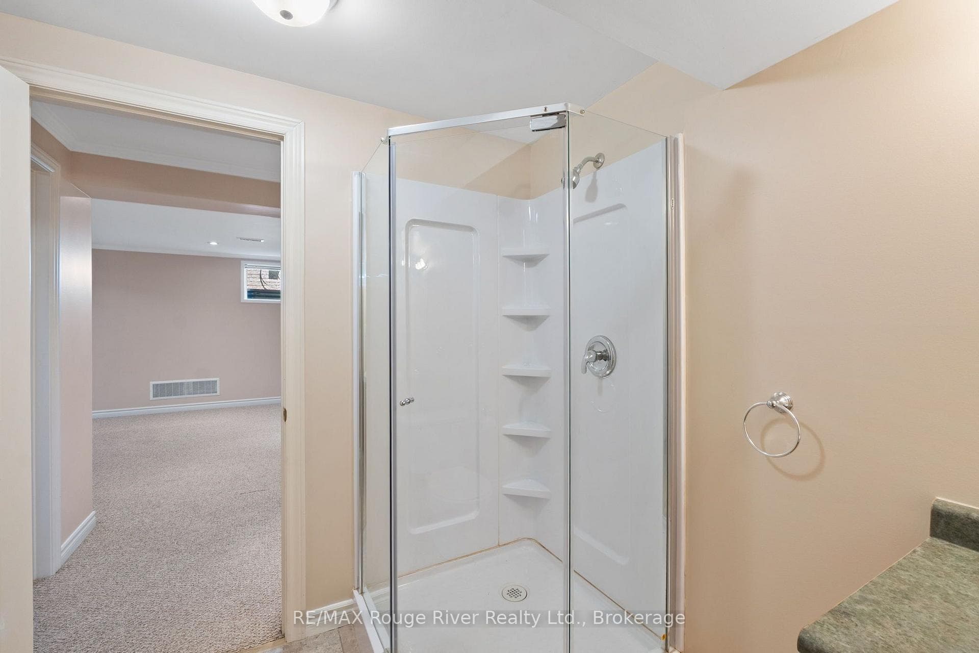 795 Munson Crescent photo 28