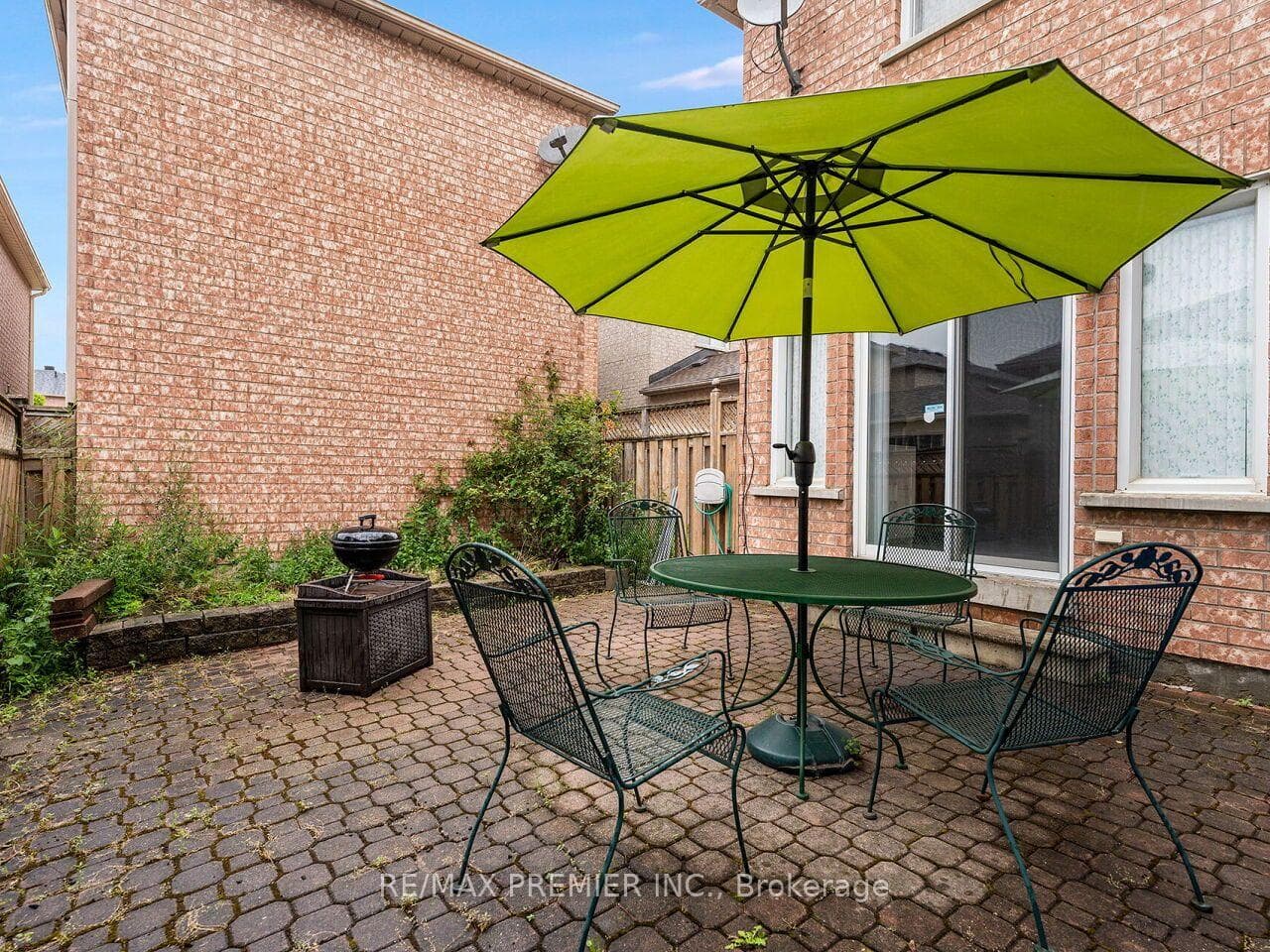 32 Stonebriar Drive photo 35